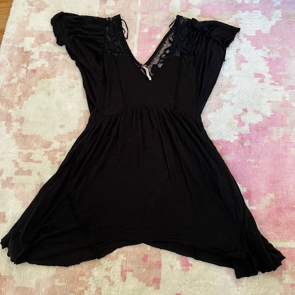 Free People Short Sleeve Flowy Top Size XS